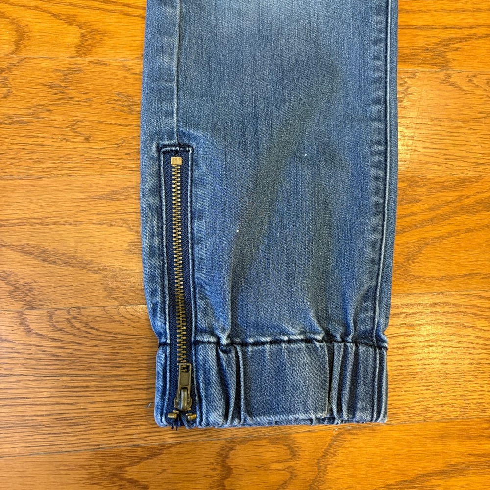 Guess Blue Ankle Zip Cuffed Jeans - Picture 3 of 8